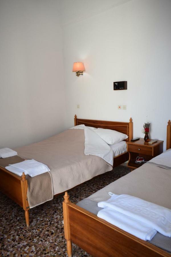 Oceanis Hotel Tirós المظهر الخارجي الصورة