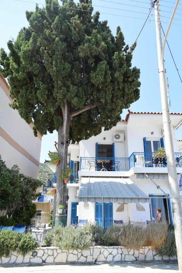 Oceanis Hotel Tirós المظهر الخارجي الصورة