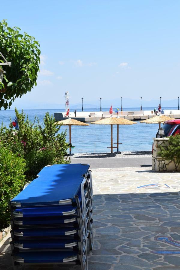 Oceanis Hotel Tirós المظهر الخارجي الصورة